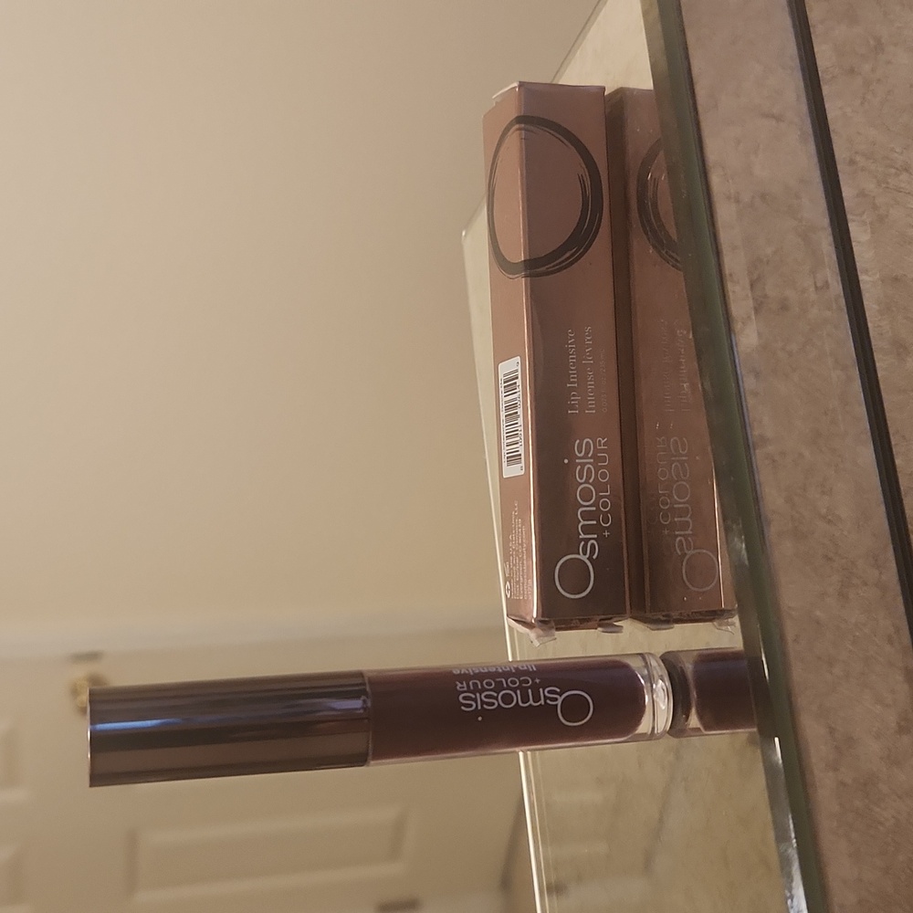 Brand new lip gloss by Osmosis Skincare in Desire Me